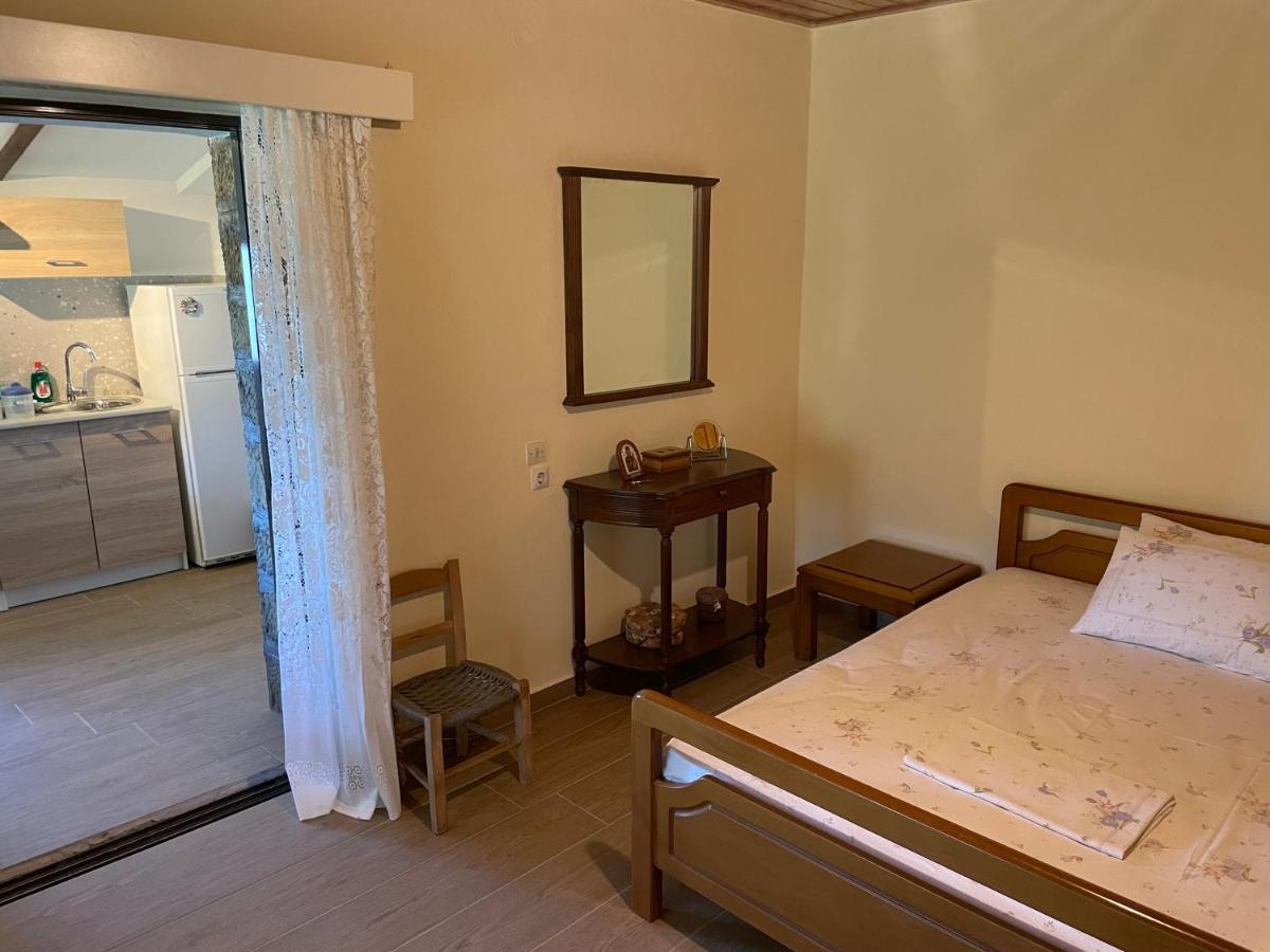 Villa Lochia - Mikrospilia House מראה חיצוני תמונה